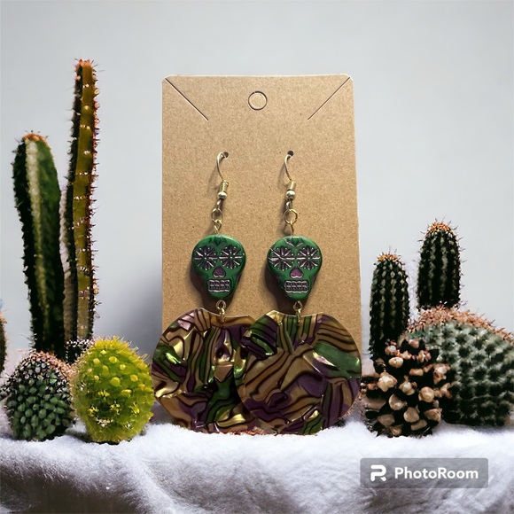 Beautiful - Picture 1 of 2